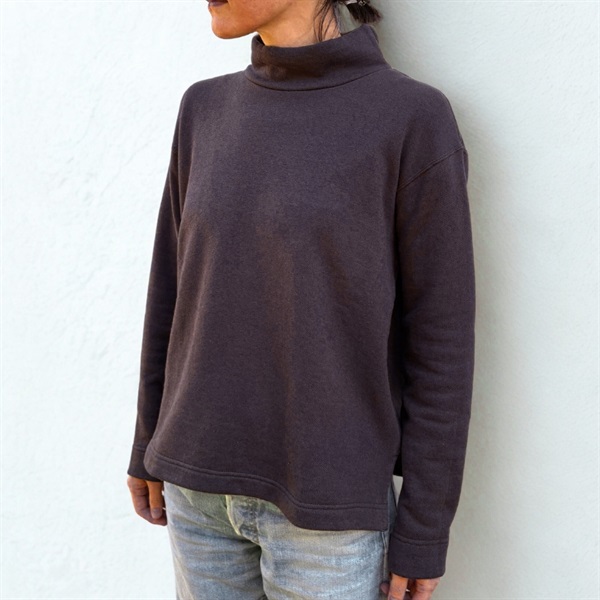 ［ナチュラル・ハーモニー］自然栽培綿混ヘンプコットン ハイネックプルオーバー　ログウッド染 M