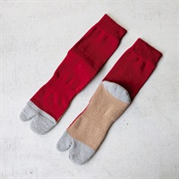 ［コロモナチューレ］足底パイル足袋ロングソックスXL 薔薇レッド